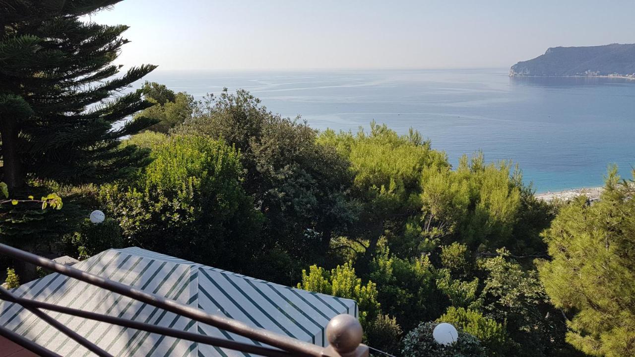 Le Terre Del Drago Apartment Bergeggi Zewnętrze zdjęcie