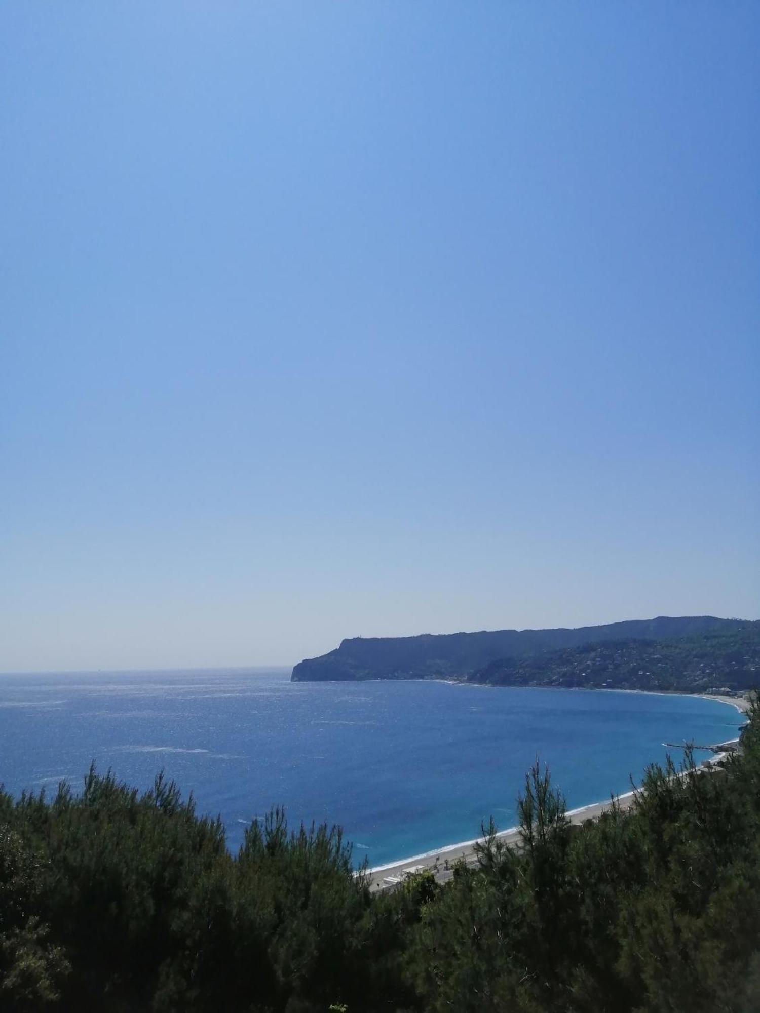 Le Terre Del Drago Apartment Bergeggi Pokój zdjęcie