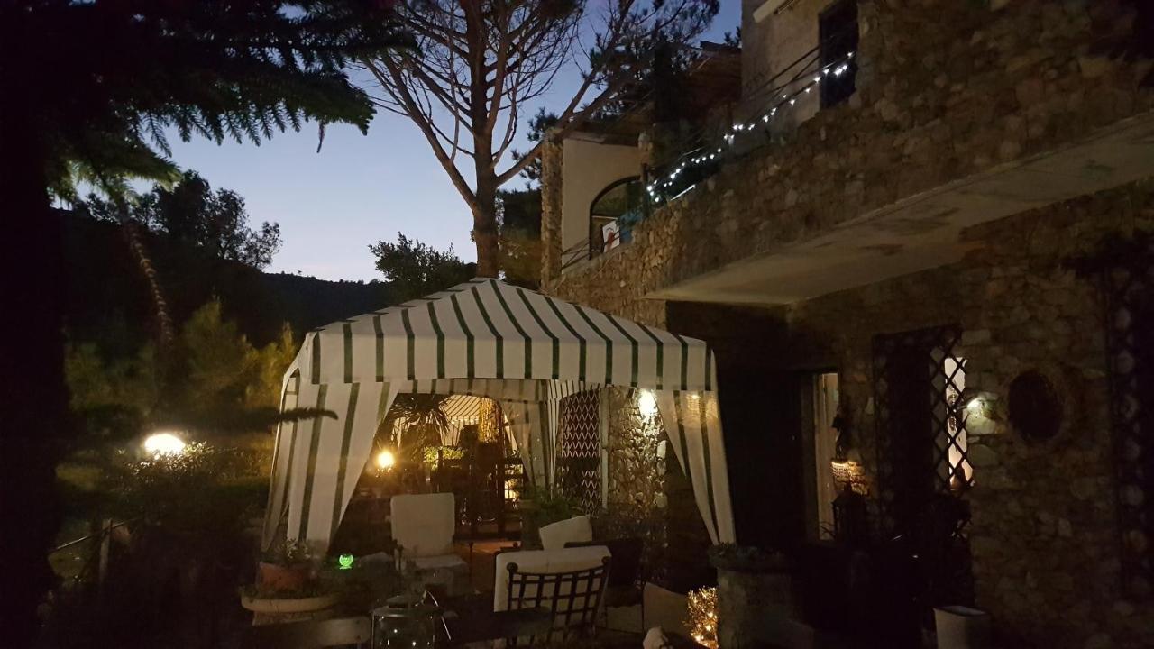 Le Terre Del Drago Apartment Bergeggi Zewnętrze zdjęcie